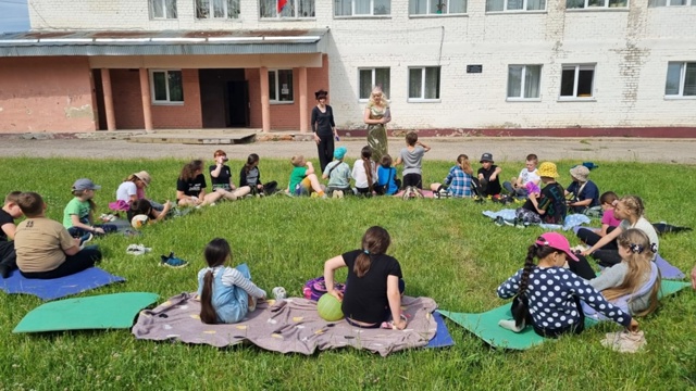 Восьмой лень в ДРУЖНОМ..